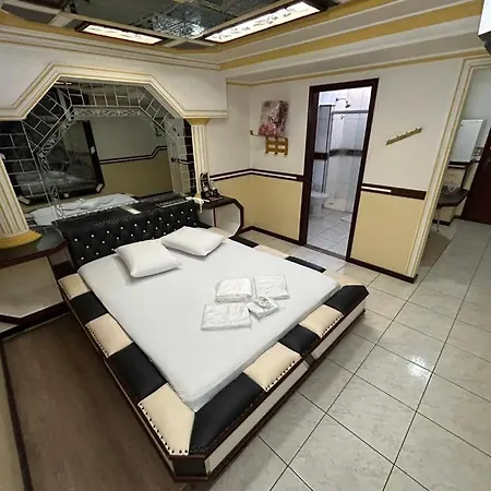 Apice Motel Itu (Adults Only) Exterior photo